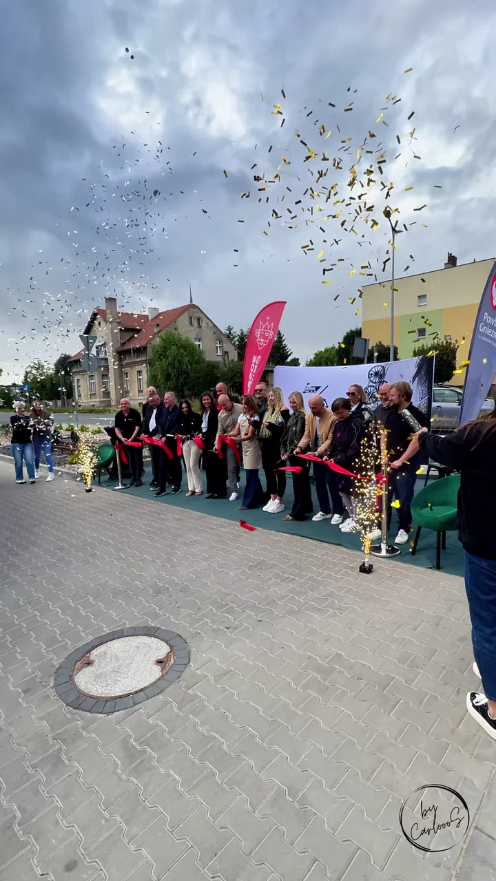Kadr z filmu z Pikniku Rodzinnego 3 Mosty.